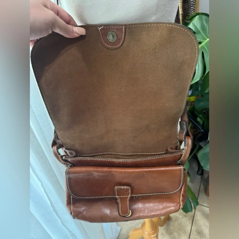 Patricia‎ Nash Brown Leather Crossbody Bag